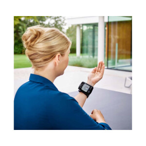 OMRON RS7 Intelli IT - blood pressure monitor - Test Winner Stiftung Warentest