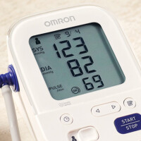 OMRON M3 Comfort - The comfortable upper arm blood pressure monitor